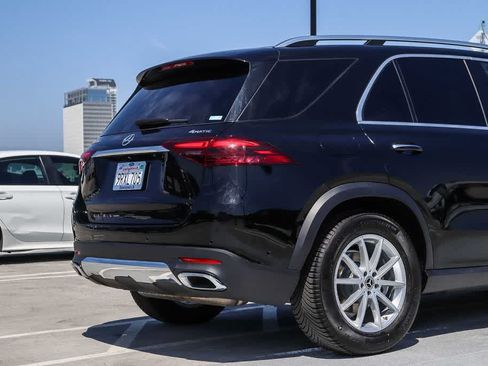 Used 2025 Mercedes-Benz GLE 350 4MATIC image 9