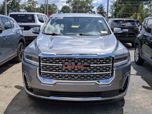 Used 2021 GMC Acadia Denali w/ Denali Technology Package FWD image 2