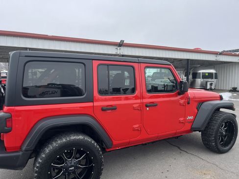 Used 2020 Jeep Wrangler Unlimited Sport S AWD/4WD image 8