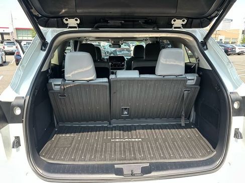 Used 2021 Toyota Highlander Platinum AWD/4WD image 33