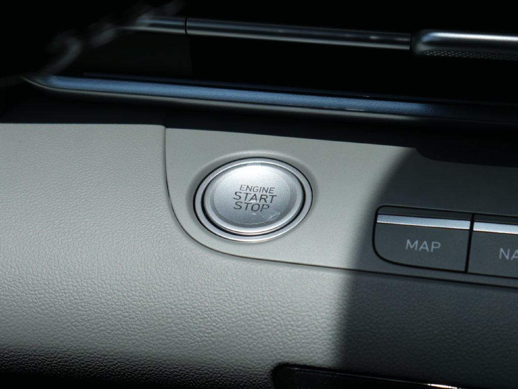 New 2026 Hyundai Elantra SEL FWD image 38