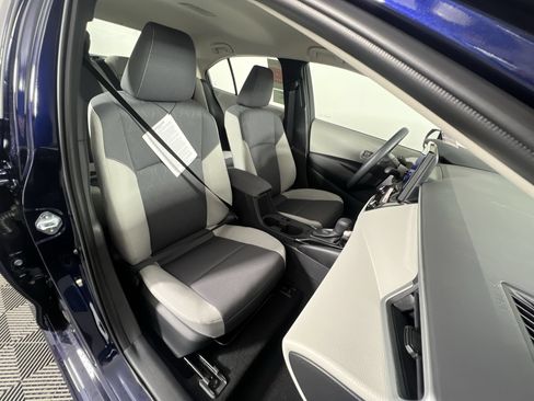 Used 2023 Toyota Corolla LE FWD image 23