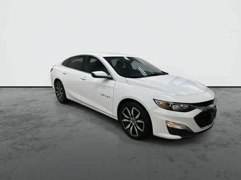 Used 2022 Chevrolet Malibu RS FWD image 5