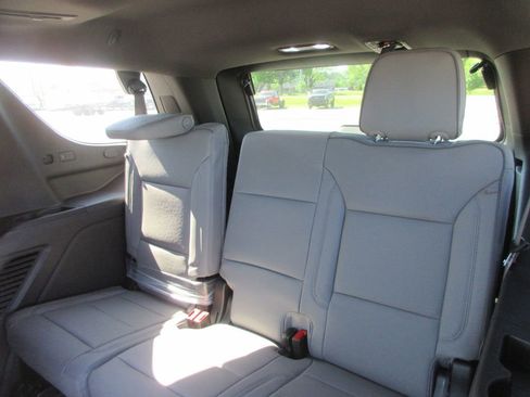 New 2026 GMC Yukon Elevation AWD/4WD image 13