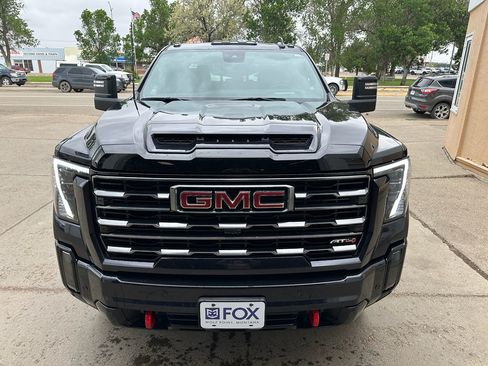 Used 2024 GMC Sierra 3500 AT4 w/ Technology Package AWD/4WD image 6
