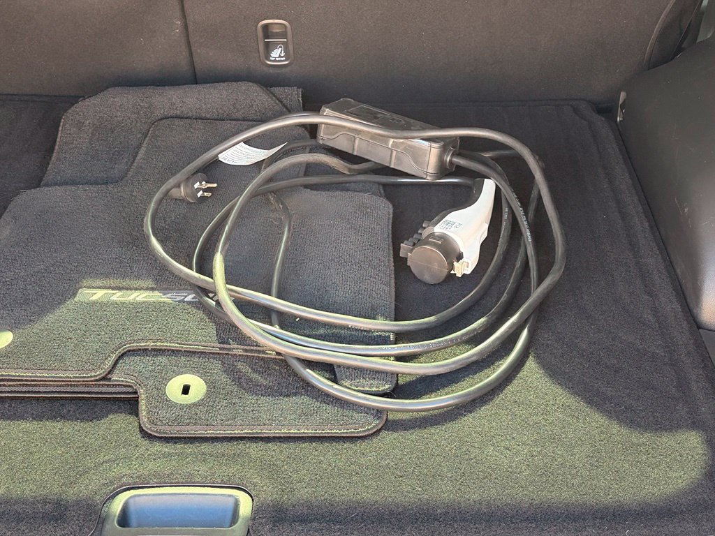Used 2024 Hyundai Tucson Limited AWD/4WD image 19