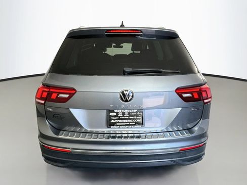 Used 2023 Volkswagen Tiguan SE AWD/4WD image 6