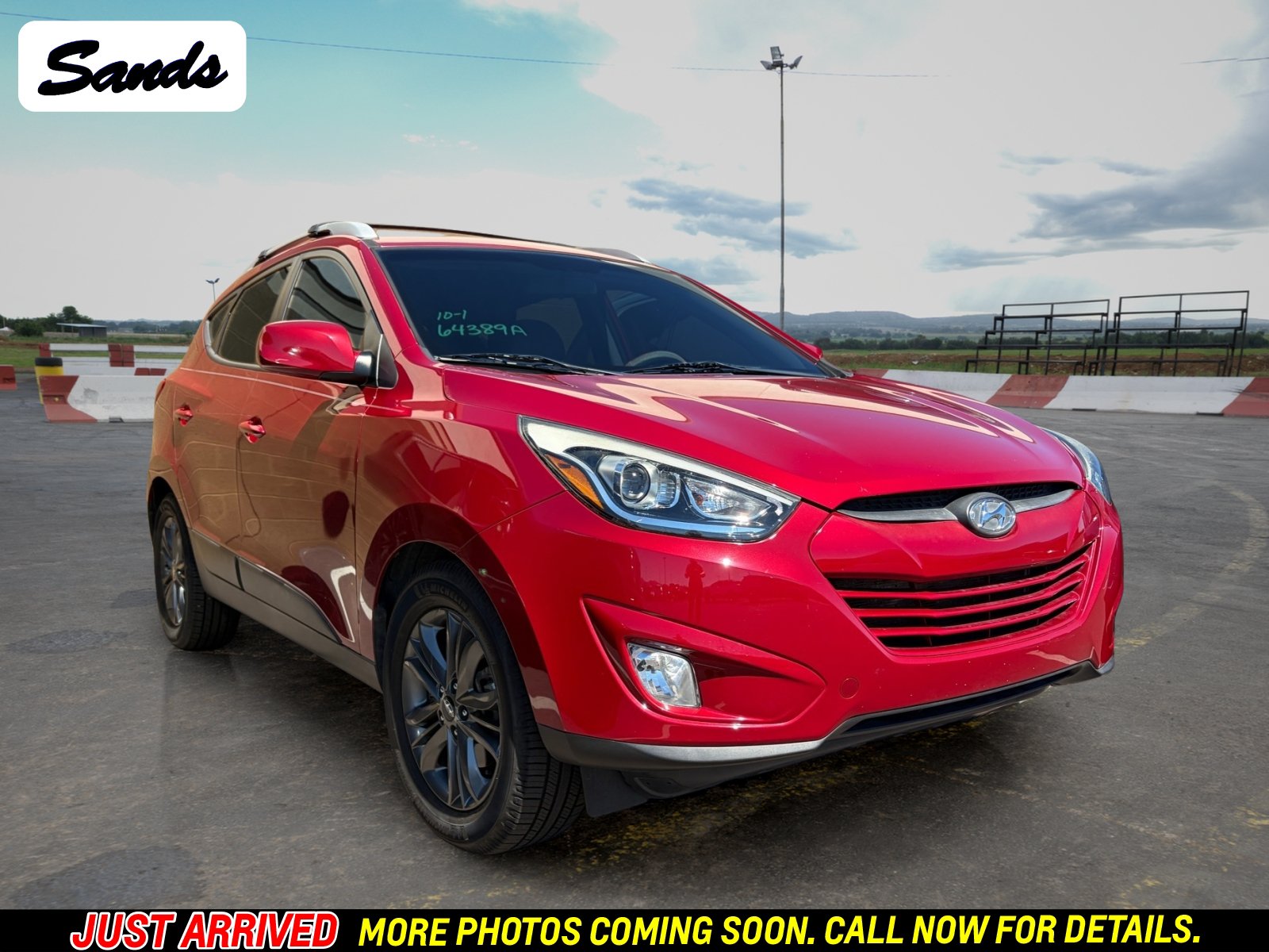 Used 2015 Hyundai Tucson SE FWD image 1