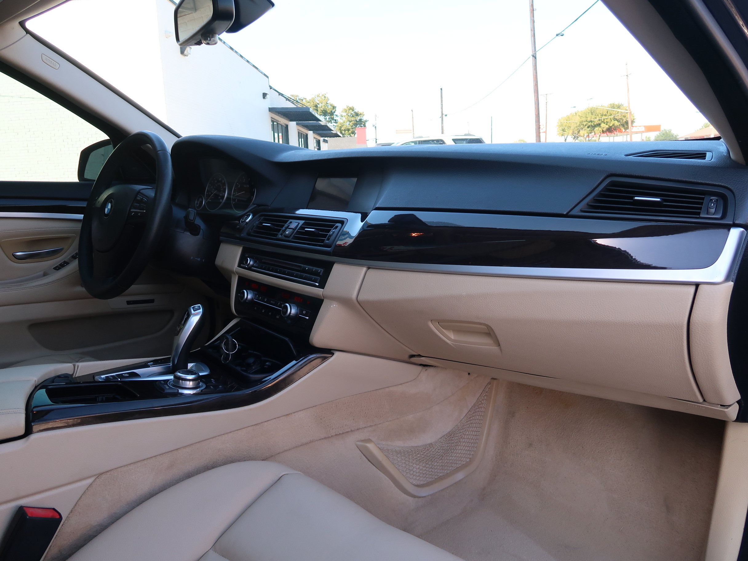 Used 2013 BMW 528i Sedan RWD image 14