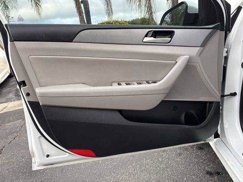 Used 2018 Hyundai Sonata SEL w/ Cargo Package image 29