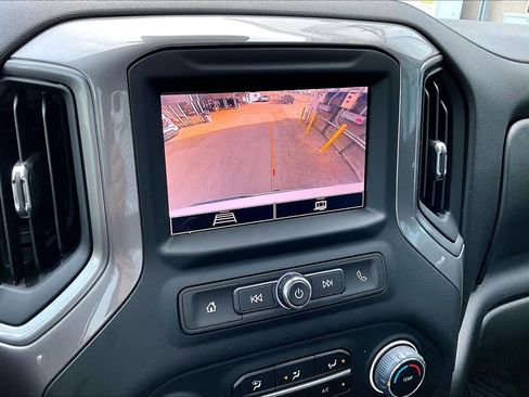 Used 2023 Chevrolet Silverado 1500 Custom image 28