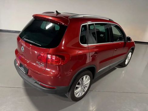 Used 2013 Volkswagen Tiguan SEL AWD/4WD image 37