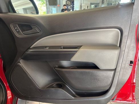 Used 2016 Chevrolet Colorado W/T w/ WT Convenience Package RWD image 28