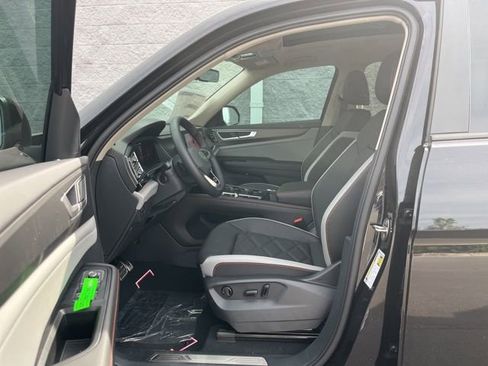 New 2026 Volkswagen Atlas Peak Edition AWD/4WD image 22