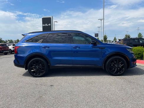 Used 2023 Kia Sorento SX FWD image 5