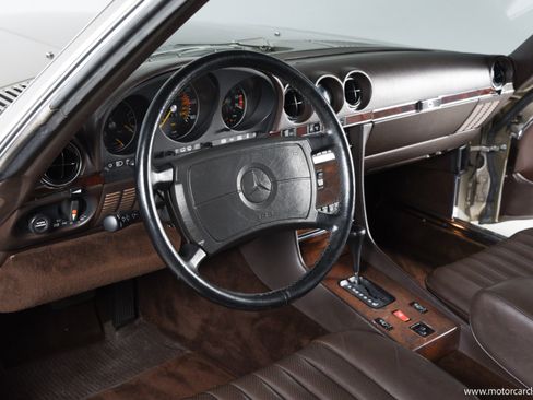 Used 1988 Mercedes-Benz 560 SL image 34