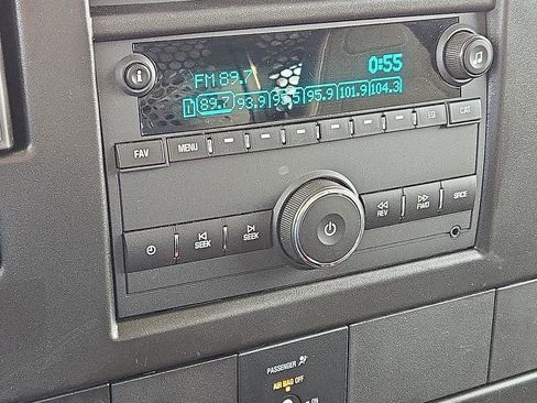 Used 2024 GMC Savana 2500 w/ Driver Convenience Package image 22