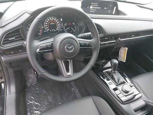 New 2025 MAZDA CX-30 AWD 2.5 S w/ Select Sport Pkg image 16