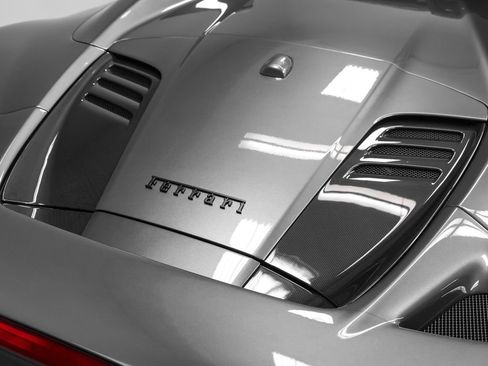 Certified 2022 Ferrari F8 Tributo RWD image 11