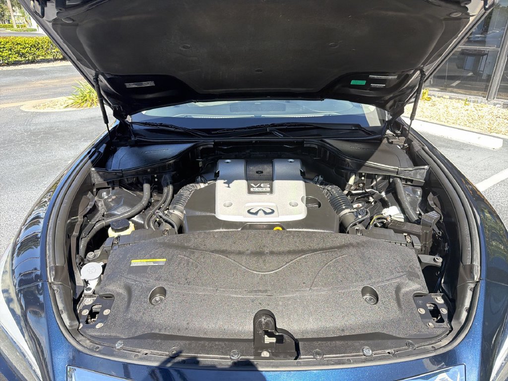 Used 2015 INFINITI Q70 L 3.7 w/ Deluxe Touring Package RWD image 54