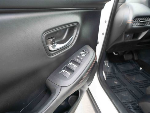 Used 2024 Honda HR-V Sport image 7
