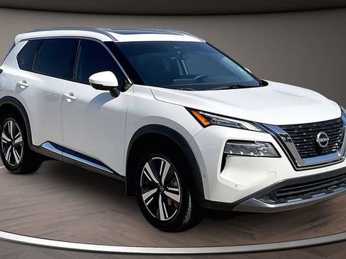 Used 2022 Nissan Rogue SL w/ SL Premium Package FWD image 10