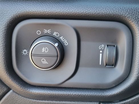 New 2026 RAM 3500 Tradesman image 15