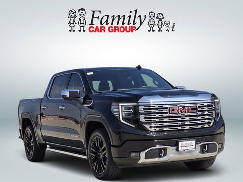 Used 2022 GMC Sierra 1500 Denali w/ Technology Package image 2