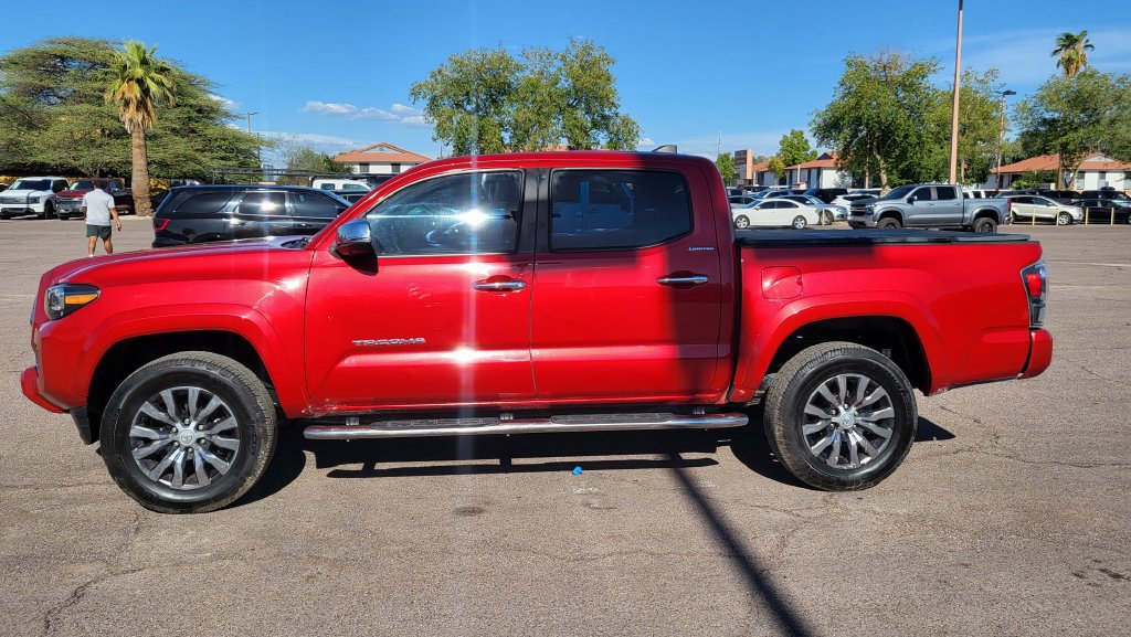 Used 2020 Toyota Tacoma Limited RWD image 7