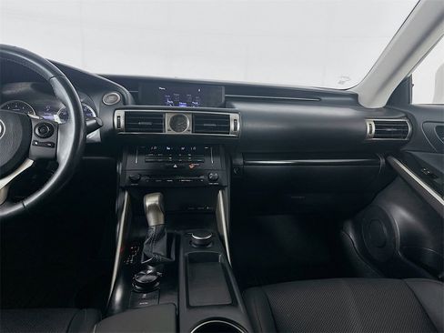 Used 2014 Lexus IS 250 image 27