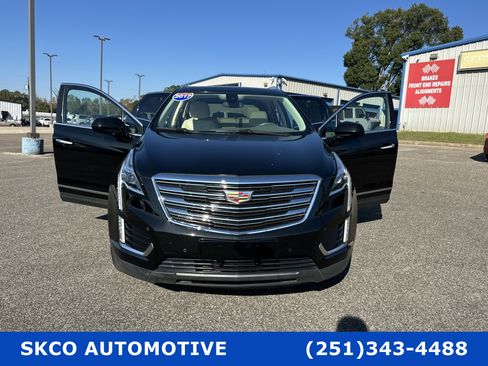 Used 2017 Cadillac XT5 Premium Luxury image 32