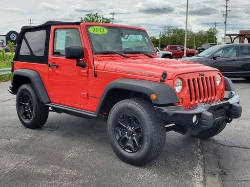 Used 2013 Jeep Wrangler Sahara AWD/4WD image 2