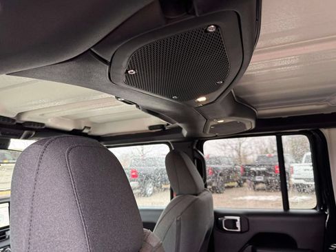 New 2026 Jeep Wrangler Unlimited Sport AWD/4WD image 10