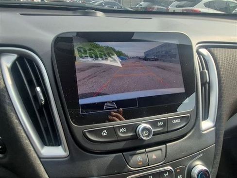 Certified 2025 Chevrolet Malibu LT image 54