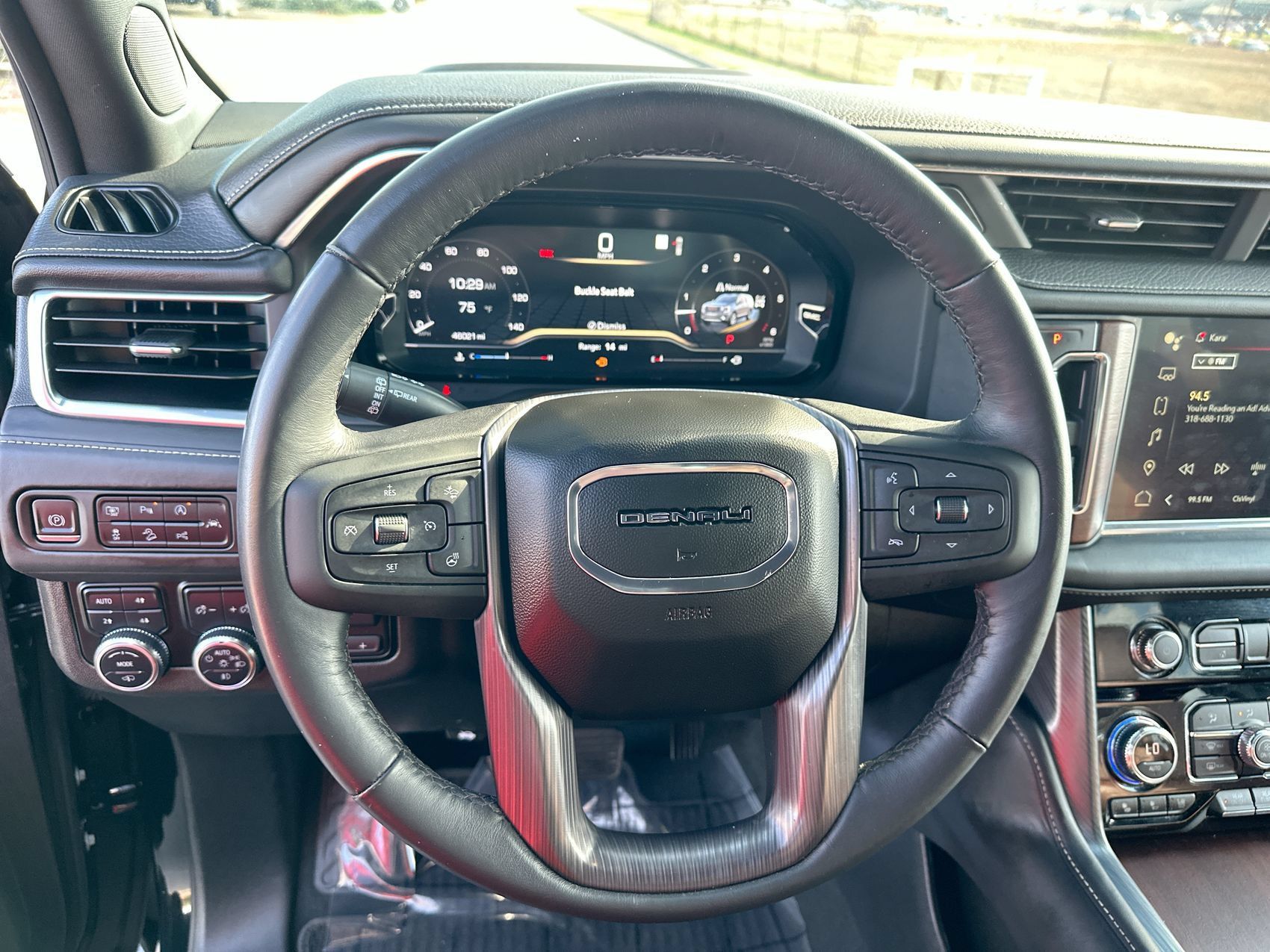 Used 2023 GMC Yukon Denali Ultimate AWD/4WD image 14