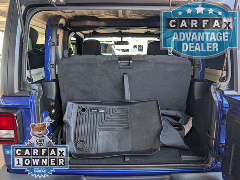 Used 2018 Jeep Wrangler Sport AWD/4WD image 17