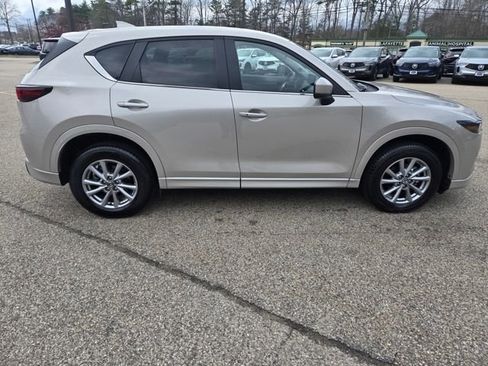Used 2025 MAZDA CX-5 AWD 2.5 S w/ Select Package image 6