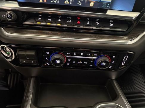 New 2026 Chevrolet Silverado 1500 LTZ w/ LTZ Premium Package AWD/4WD image 23