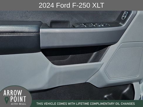 Used 2024 Ford F250 XLT AWD/4WD image 21