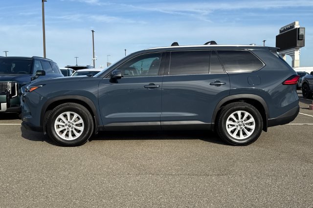 Used 2024 Toyota Grand Highlander AWD image 9