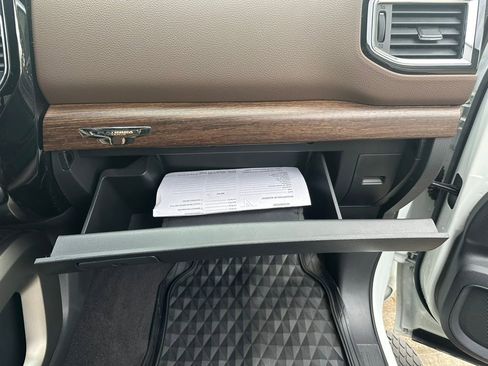 Certified 2023 Nissan Titan Platinum Reserve w/ Off Road Protection Package image 31