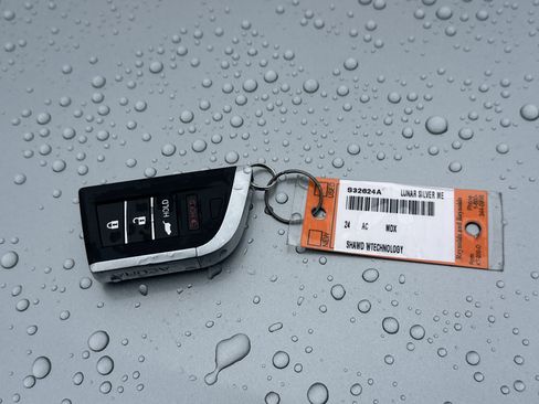 Used 2024 Acura MDX SH-AWD w/ Technology Package image 37