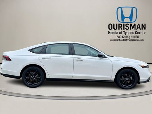 New 2025 Honda Accord SE image 2