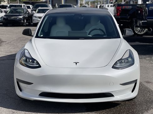 Used 2021 Tesla Model 3 Standard Range Plus image 16