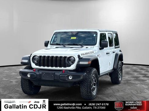 Used 2025 Jeep Wrangler Unlimited Rubicon AWD/4WD image 1