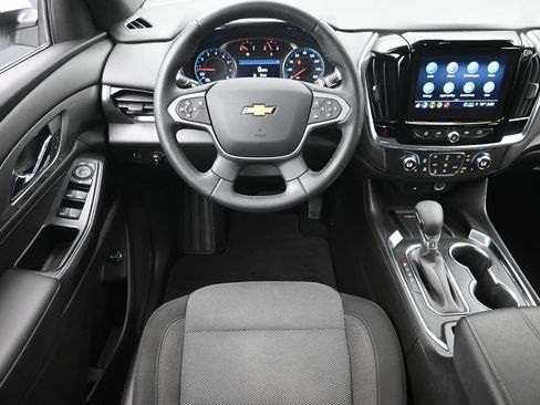 Used 2023 Chevrolet Traverse LT AWD/4WD image 15