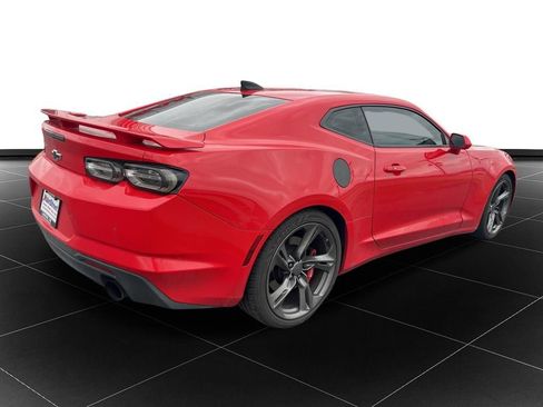 Used 2019 Chevrolet Camaro SS image 5