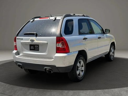 Used 2010 Kia Sportage LX FWD image 4