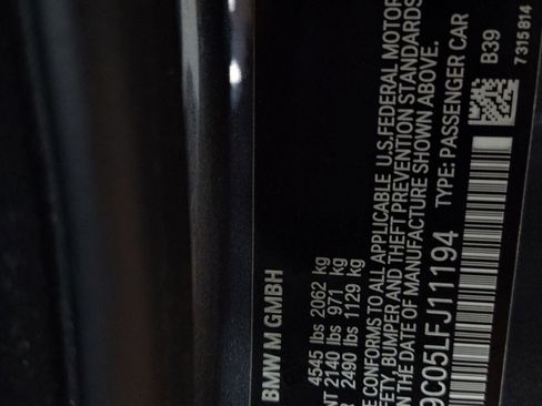 Used 2020 BMW M4 Coupe w/ Executive Package image 17