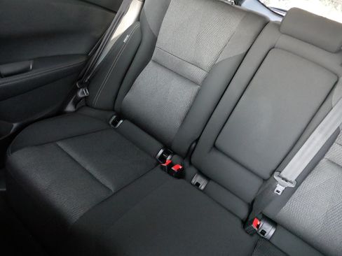 Used 2025 Nissan Rogue SV AWD/4WD image 12